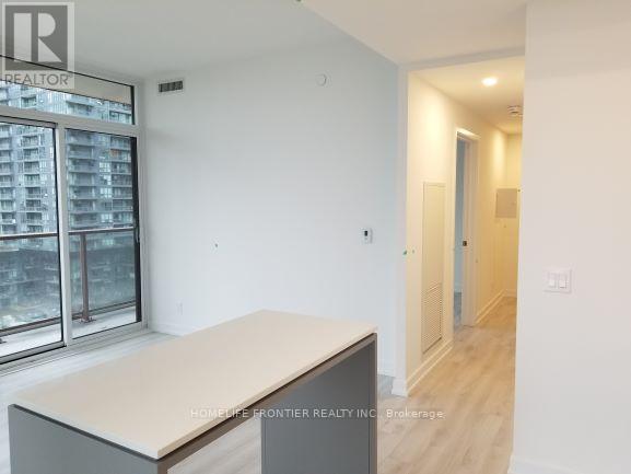 806 - 33 Helendale Avenue, Toronto, Ontario  M4R 0A4 - Photo 7 - C12598202