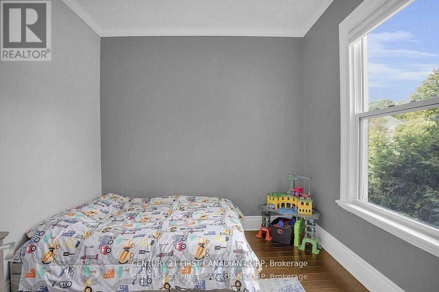 393 Central Avenue, London East, Ontario N6B 2E3 - Photo 20 - X12597276