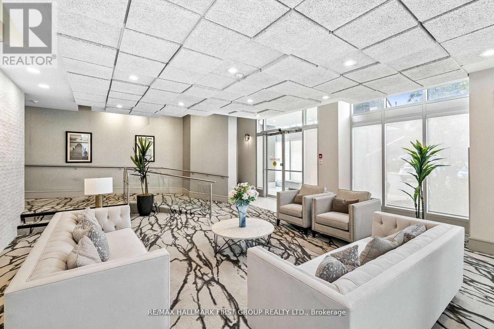 701 - 25 Cumberland Lane, Ajax, Ontario  L1S 7K1 - Photo 5 - E12598236