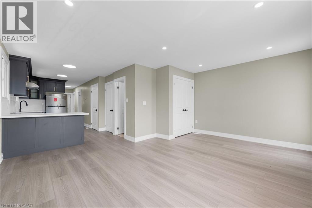 1965 Brampton Street, Hamilton, Ontario  L8H 3S6 - Photo 6 - 40771860