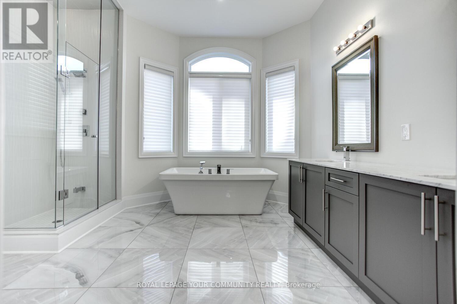 13 Bannockburn Drive, Vaughan, Ontario  L4H 4P6 - Photo 22 - N12598176