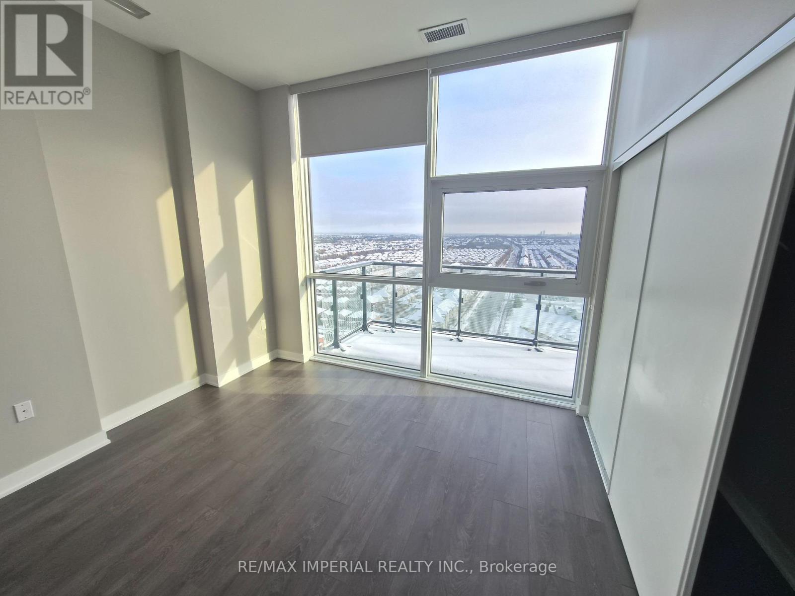 Ph 04 - 75 Oneida Crescent, Richmond Hill (Langstaff), Ontario  L4B 0H3 - Photo 4 - N12598238