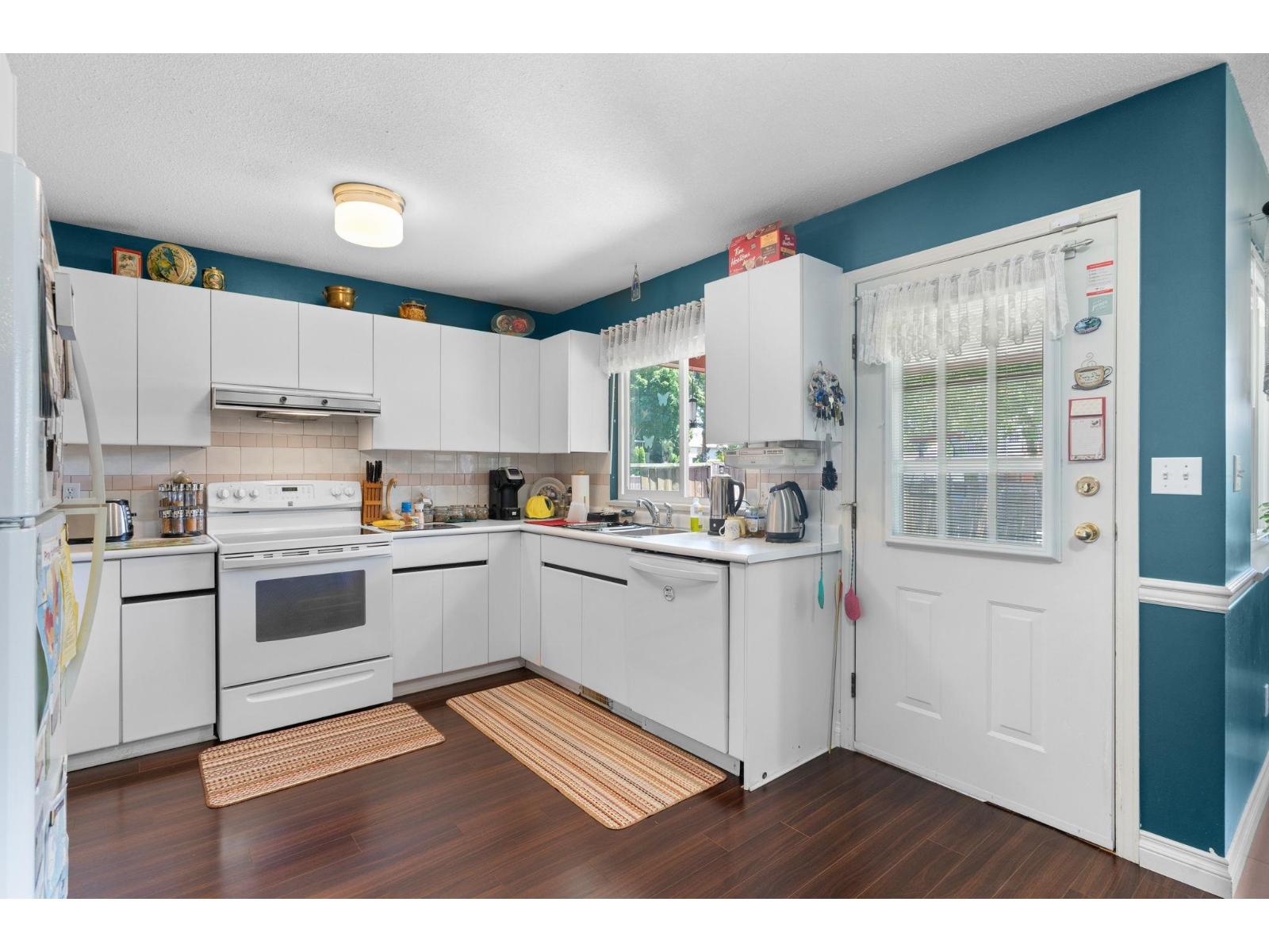 18768 64 Avenue, Surrey, British Columbia  V3S 7T9 - Photo 10 - R3071705