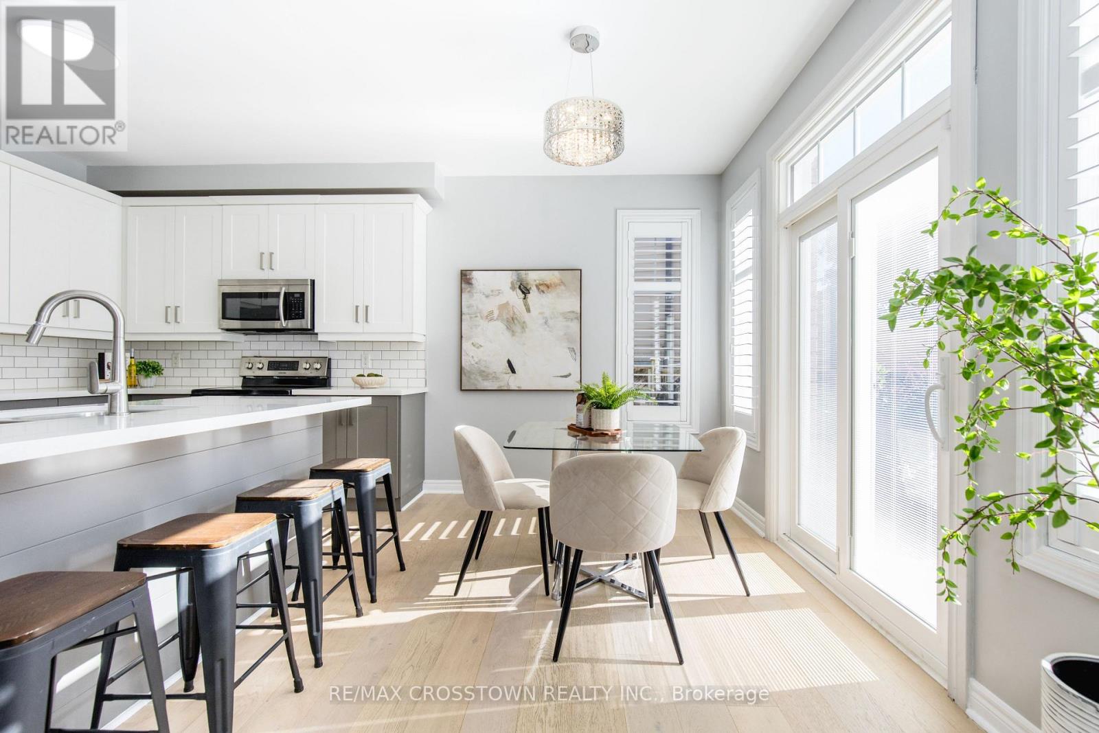 62 Windsor Crescent, Barrie (Innis-Shore), Ontario  L4N 0K4 - Photo 12 - S12598250