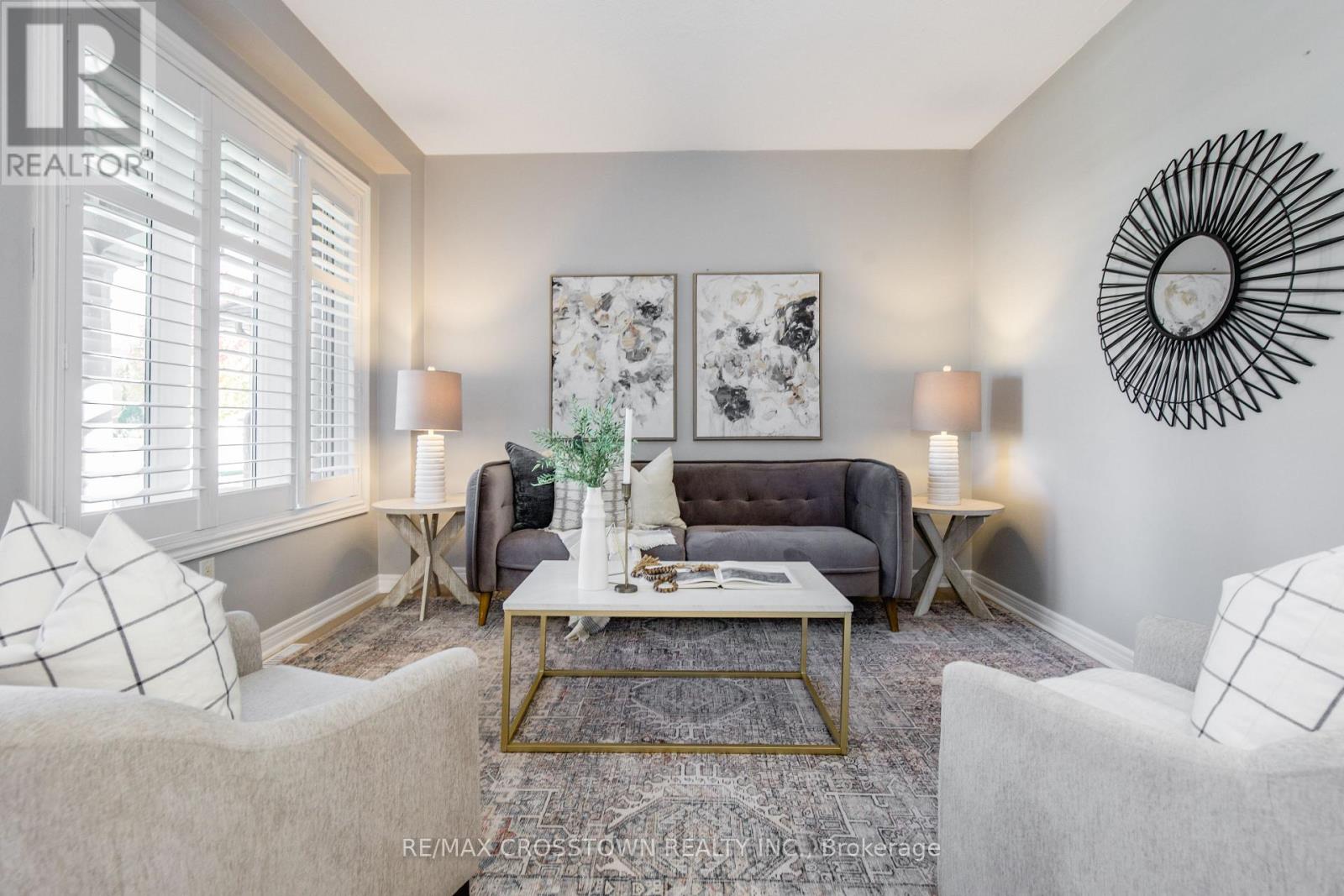 62 Windsor Crescent, Barrie (Innis-Shore), Ontario  L4N 0K4 - Photo 4 - S12598250