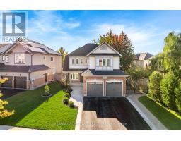 62 Windsor Crescent-15;, Barrie (Innis-Shore), Ca
