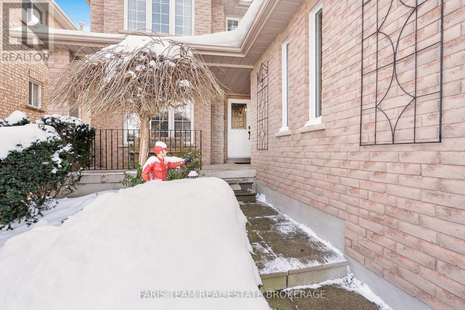 25 Dunnett Drive, Barrie, Ontario  L4N 0J7 - Photo 4 - S12598258