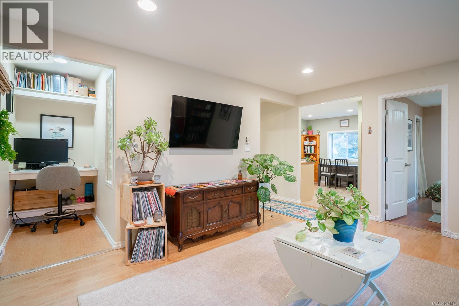 547 Seventh St, Nanaimo, British Columbia  V9R 1E9 - Photo 5 - 1021479