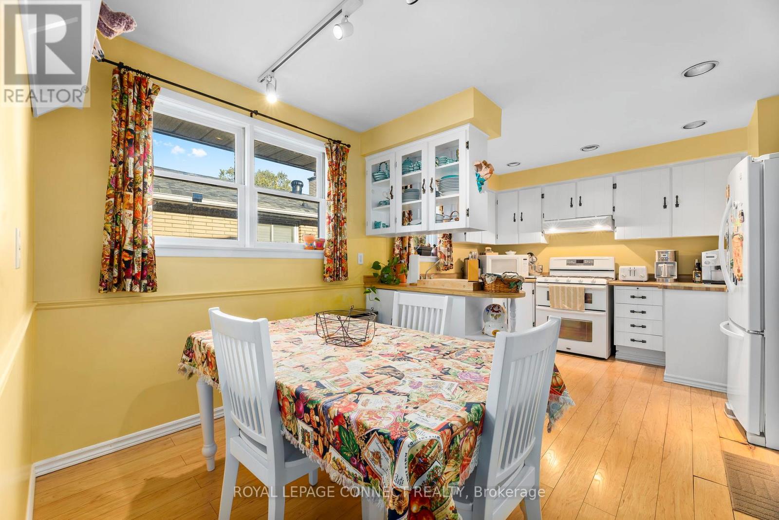 166 Clements Road E, Ajax, Ontario  L1S 1M1 - Photo 16 - E12596050