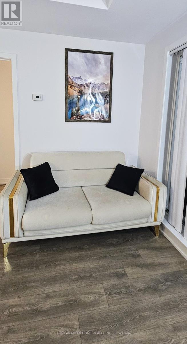 401 - 160 Canon Jackson Drive, Toronto, Ontario  M6M 0B6 - Photo 10 - W12598166