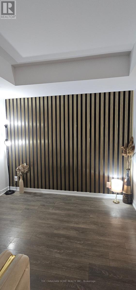 401 - 160 Canon Jackson Drive, Toronto, Ontario  M6M 0B6 - Photo 9 - W12598166