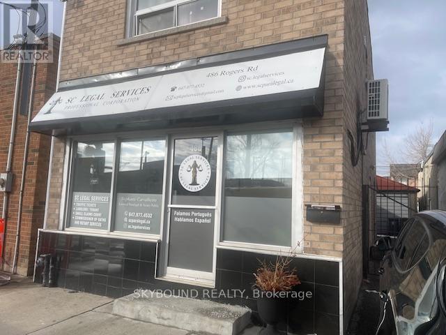 Store - 486 Rogers Road, Toronto, Ontario  M6M 1B1 - Photo 3 - W12598210