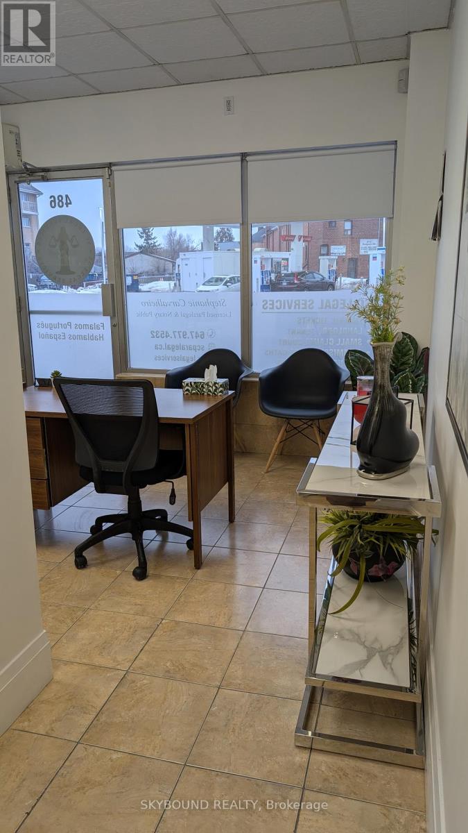 Store - 486 Rogers Road, Toronto, Ontario  M6M 1B1 - Photo 6 - W12598210