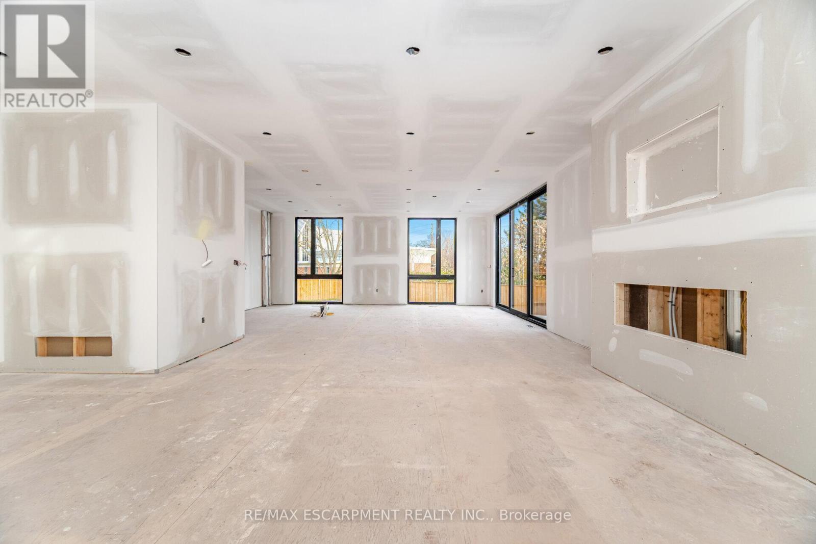 2488 Bridge Road, Oakville, Ontario  L6L 2H2 - Photo 12 - W12598224