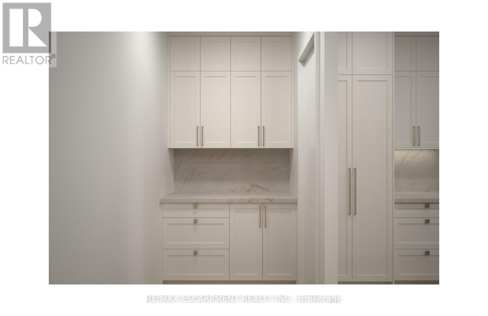 2488 Bridge Road, Oakville, Ontario  L6L 2H2 - Photo 17 - W12598224