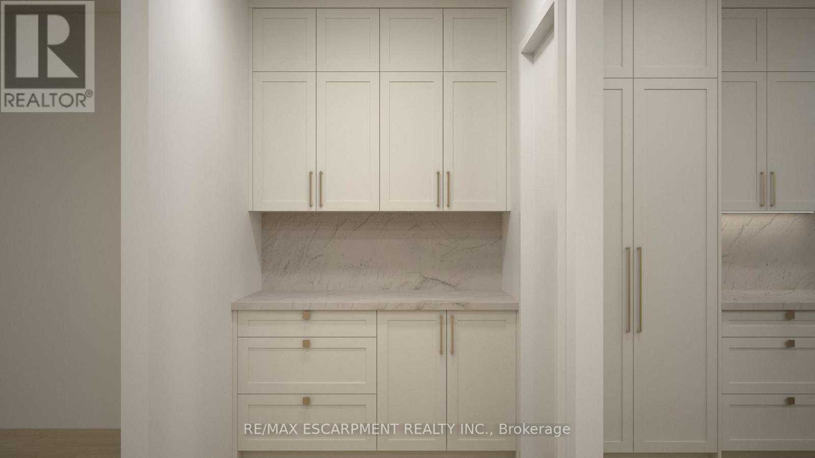 2488 Bridge Road, Oakville, Ontario  L6L 2H2 - Photo 18 - W12598224