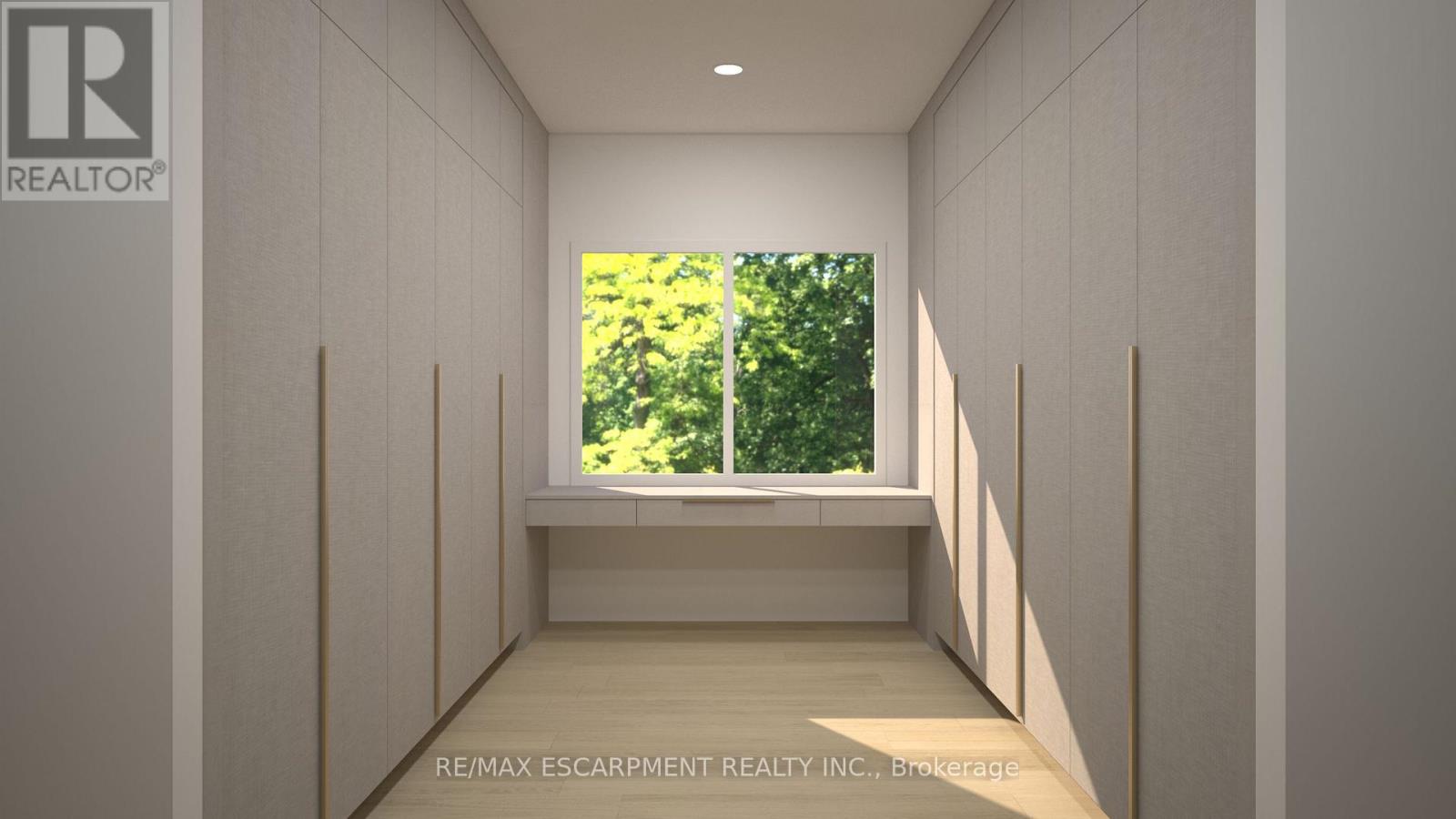 2488 Bridge Road, Oakville, Ontario  L6L 2H2 - Photo 22 - W12598224