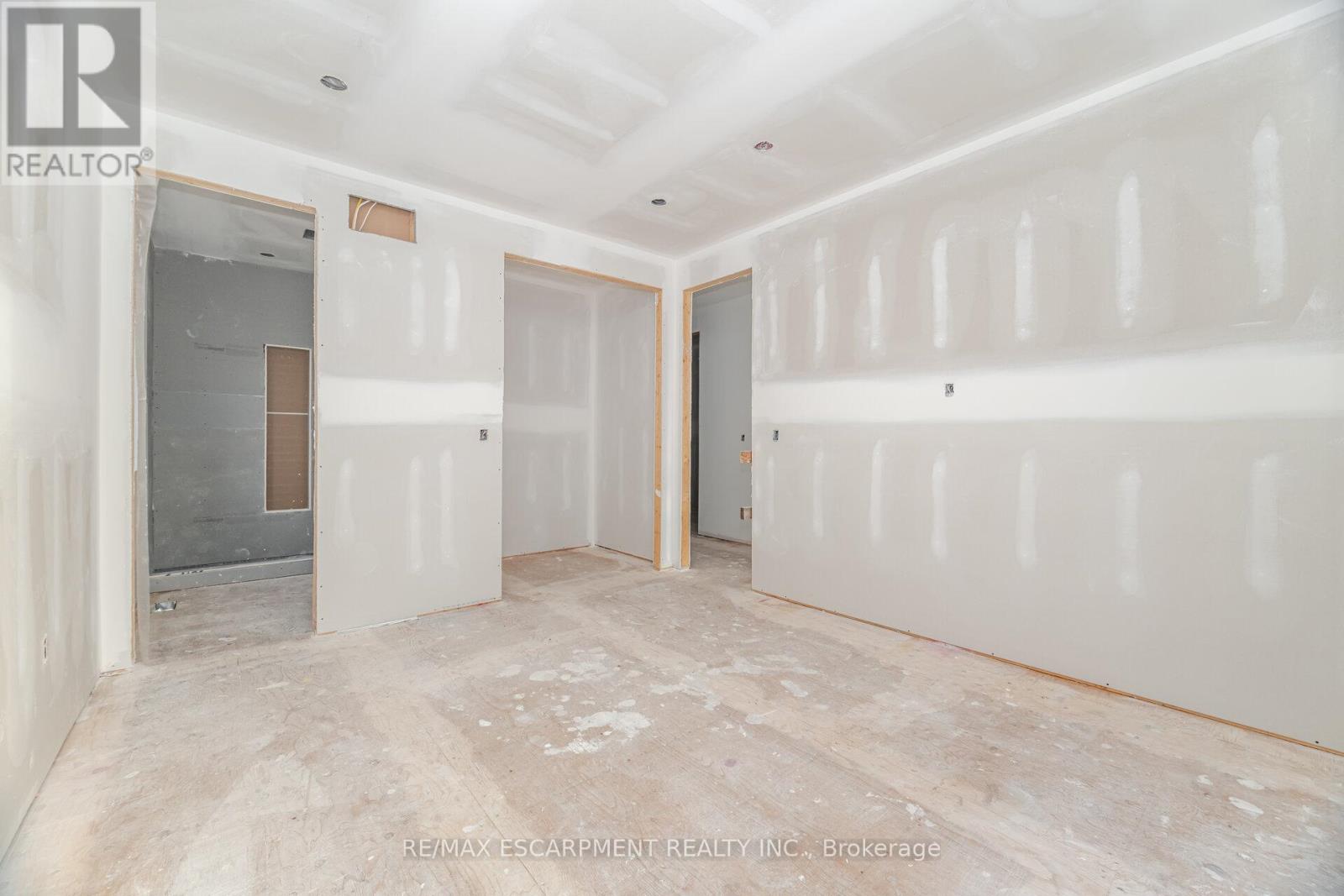 2488 Bridge Road, Oakville, Ontario  L6L 2H2 - Photo 25 - W12598224