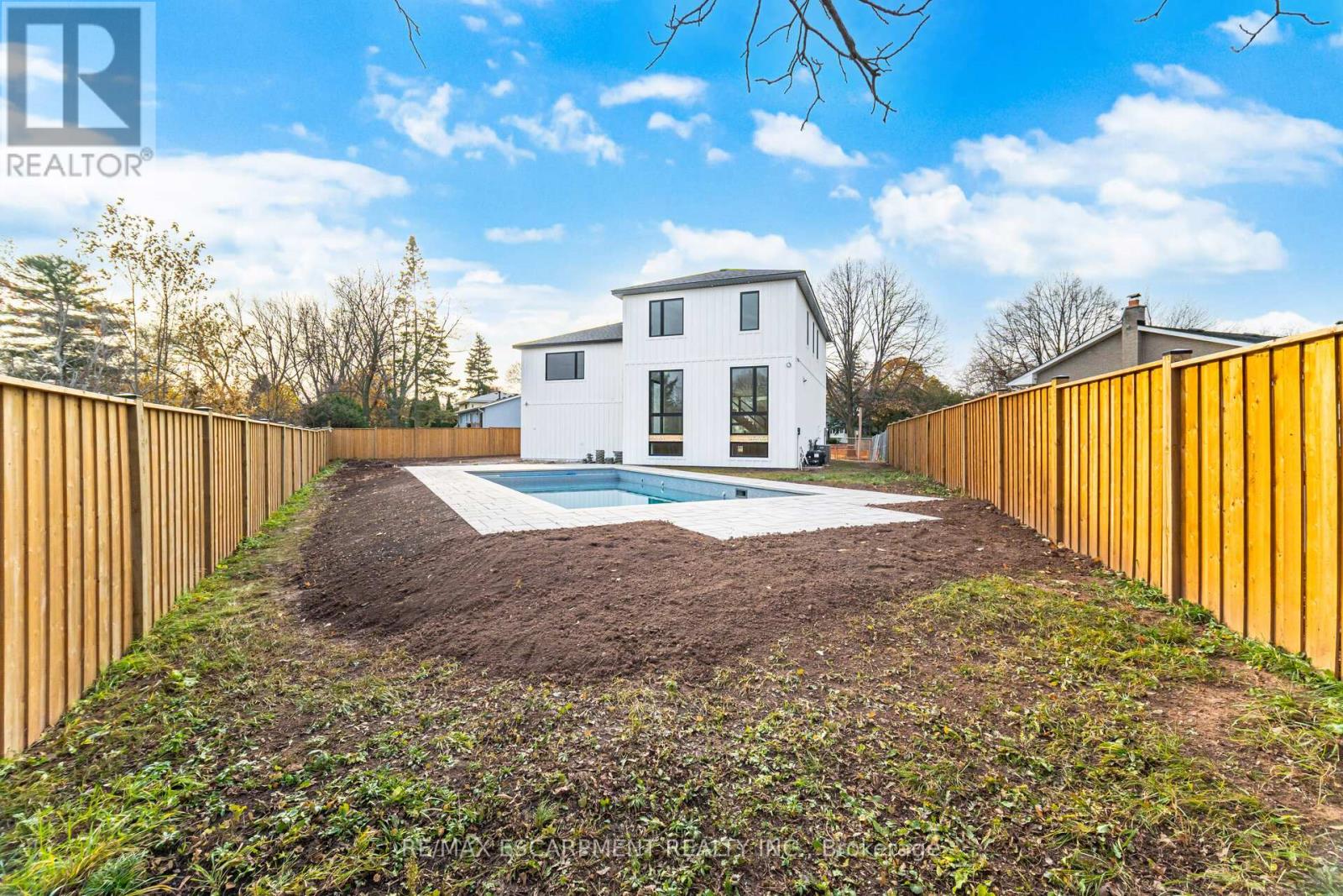 2488 Bridge Road, Oakville, Ontario  L6L 2H2 - Photo 38 - W12598224