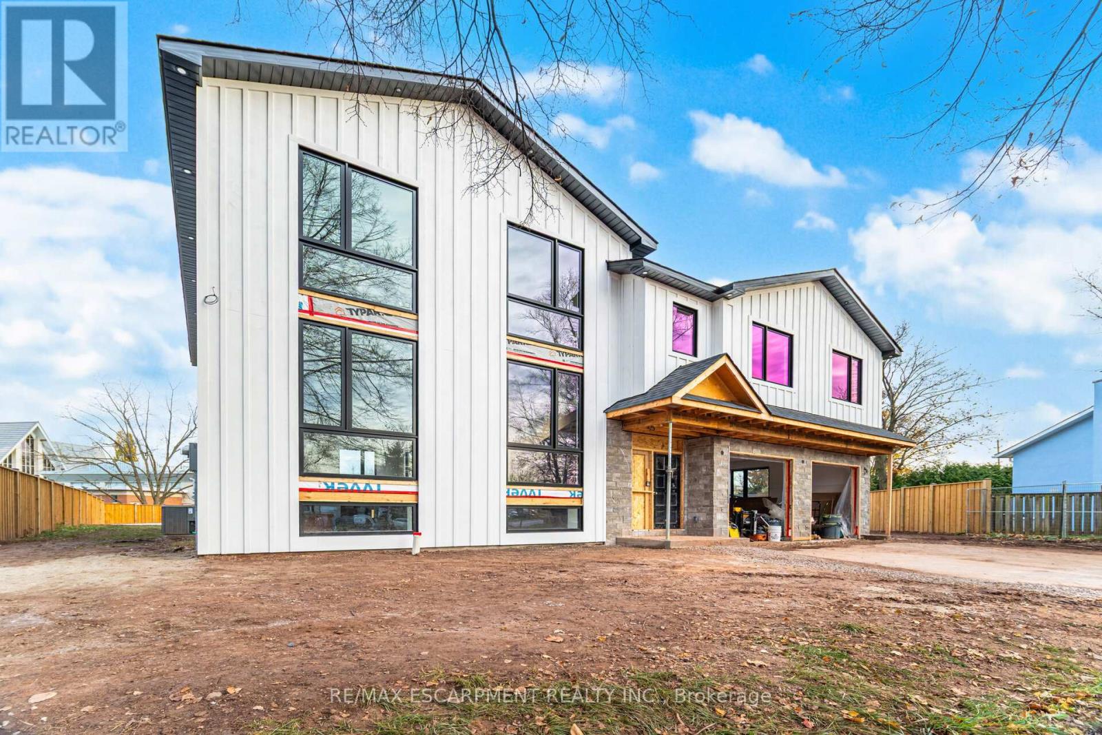 2488 Bridge Road, Oakville, Ontario  L6L 2H2 - Photo 4 - W12598224