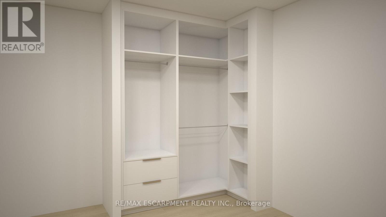 2488 Bridge Road, Oakville, Ontario  L6L 2H2 - Photo 43 - W12598224