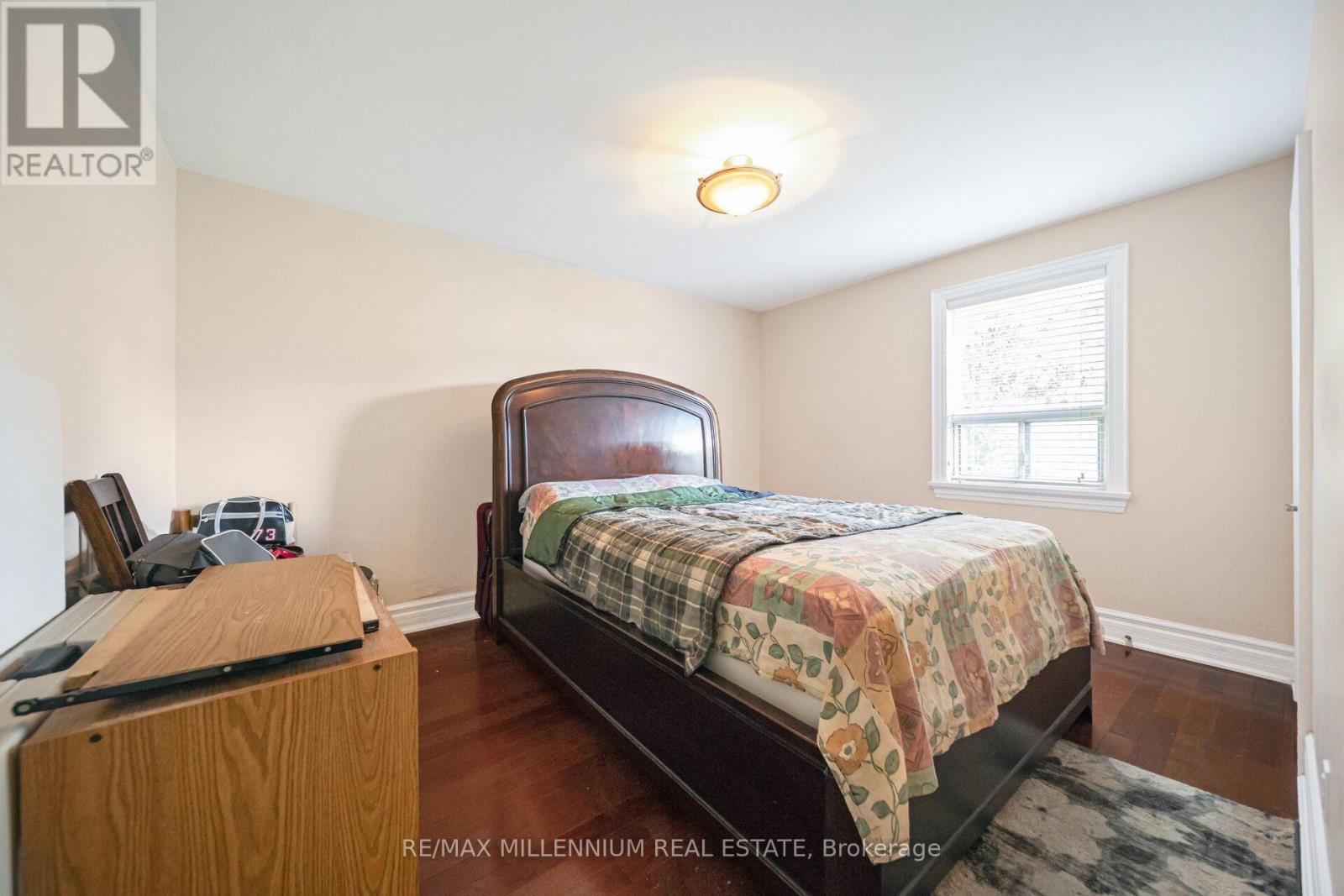 226 Falstaff Avenue, Toronto, Ontario  M6L 2G1 - Photo 11 - W12598246