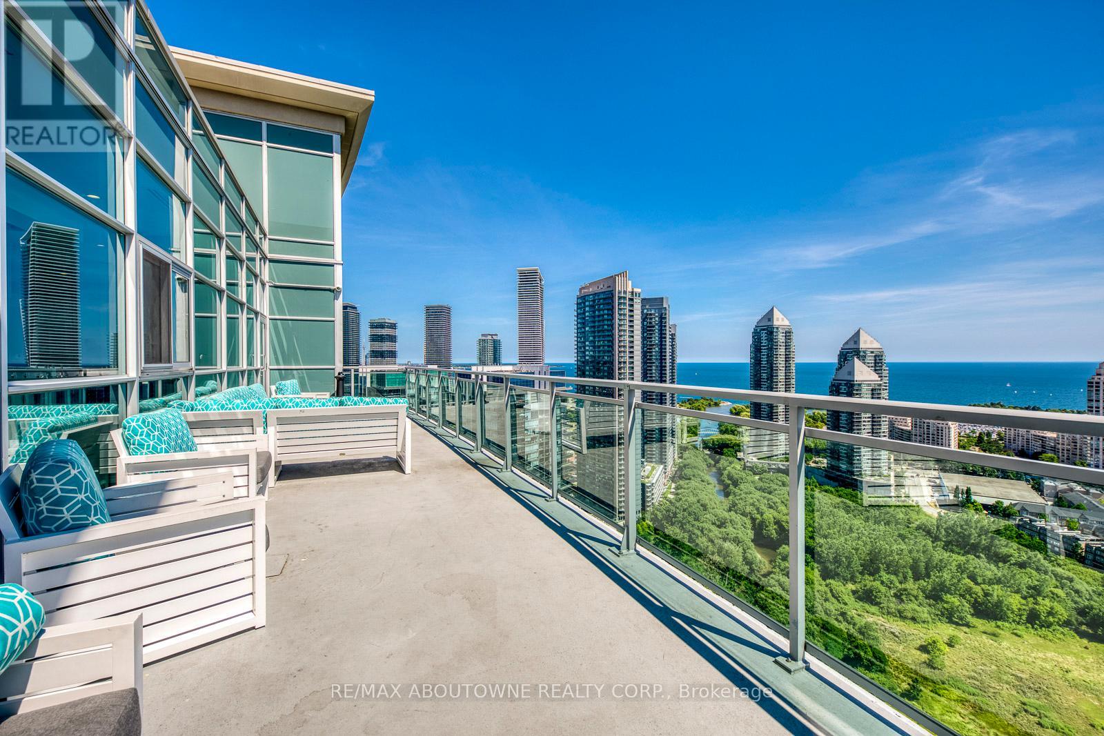 2524 - 165 Legion Road N, Toronto, Ontario  M8Y 0B3 - Photo 34 - W12598264