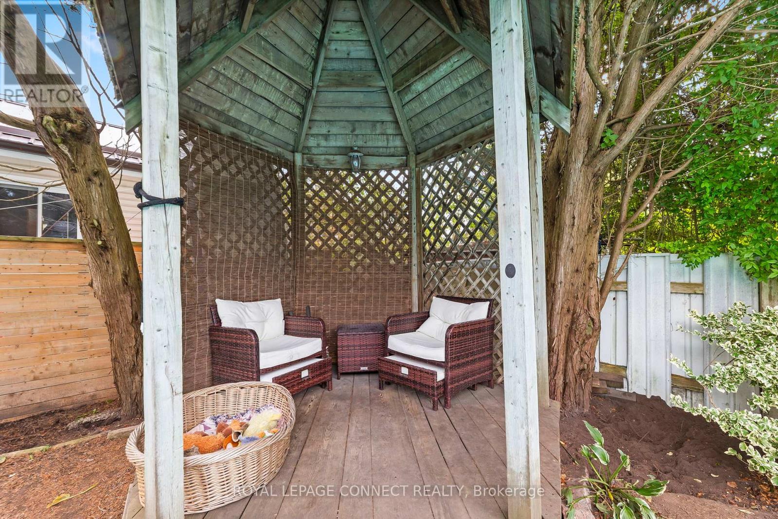 166 Clements Road E, Ajax, Ontario  L1S 1M1 - Photo 4 - E12596050