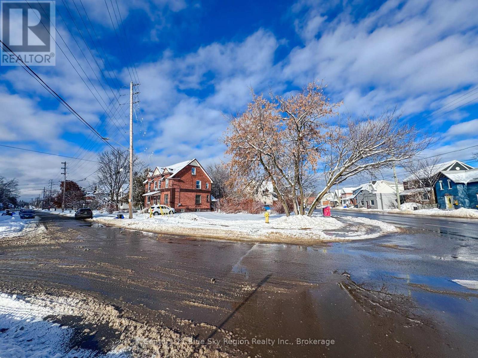 518 Copeland Street, North Bay, Ontario  P1B 3C6 - Photo 3 - X12598392