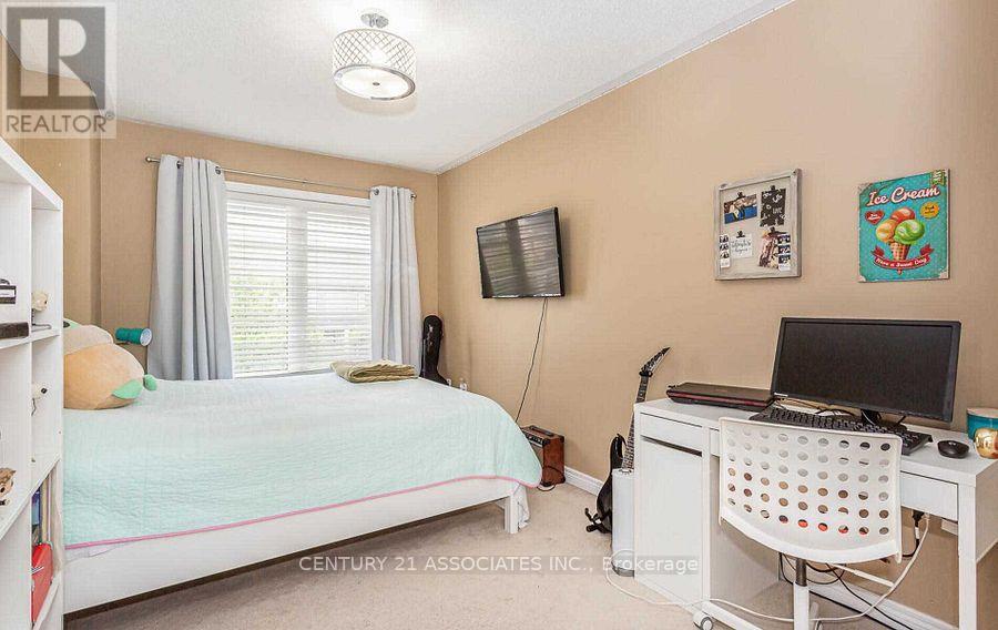 2449 Montagne Avenue, Oakville, Ontario L6M 0J5 - Photo 31 - W12591140