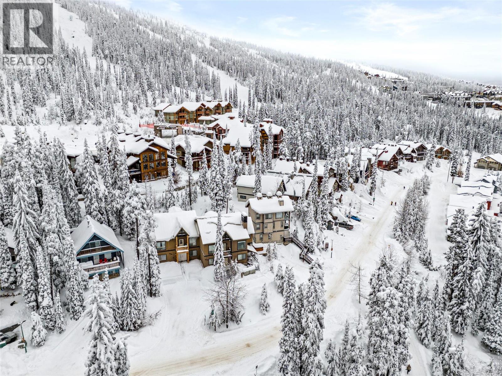 5882 Snow Pines Crescent Unit# A, Kelowna, British Columbia  V1P 1T4 - Photo 3 - 10370508