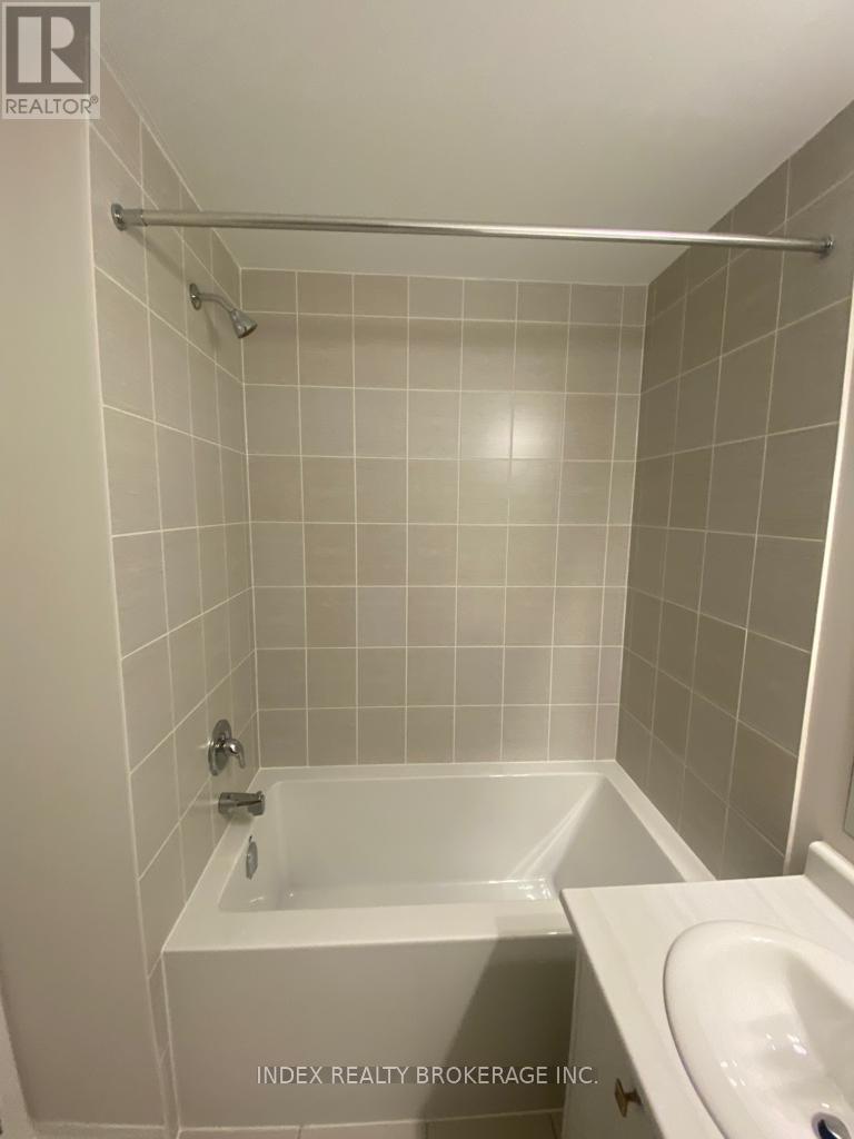 249 Rosebury Way, Hamilton, Ontario L0R 1W0 - Photo 9 - X12357329