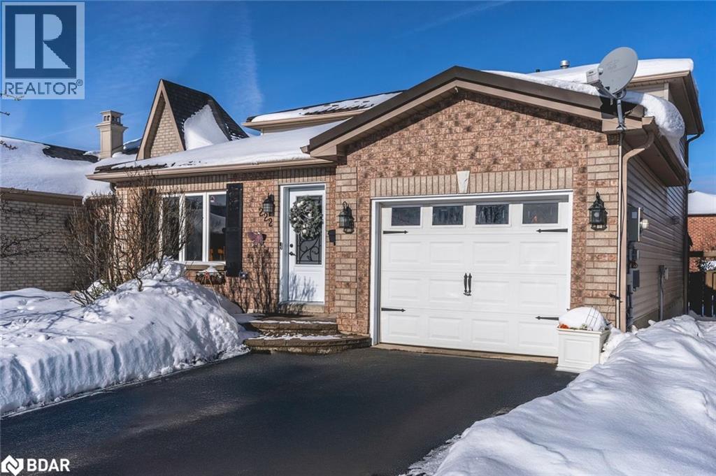 222 COUNTRY Lane, Barrie, Ontario