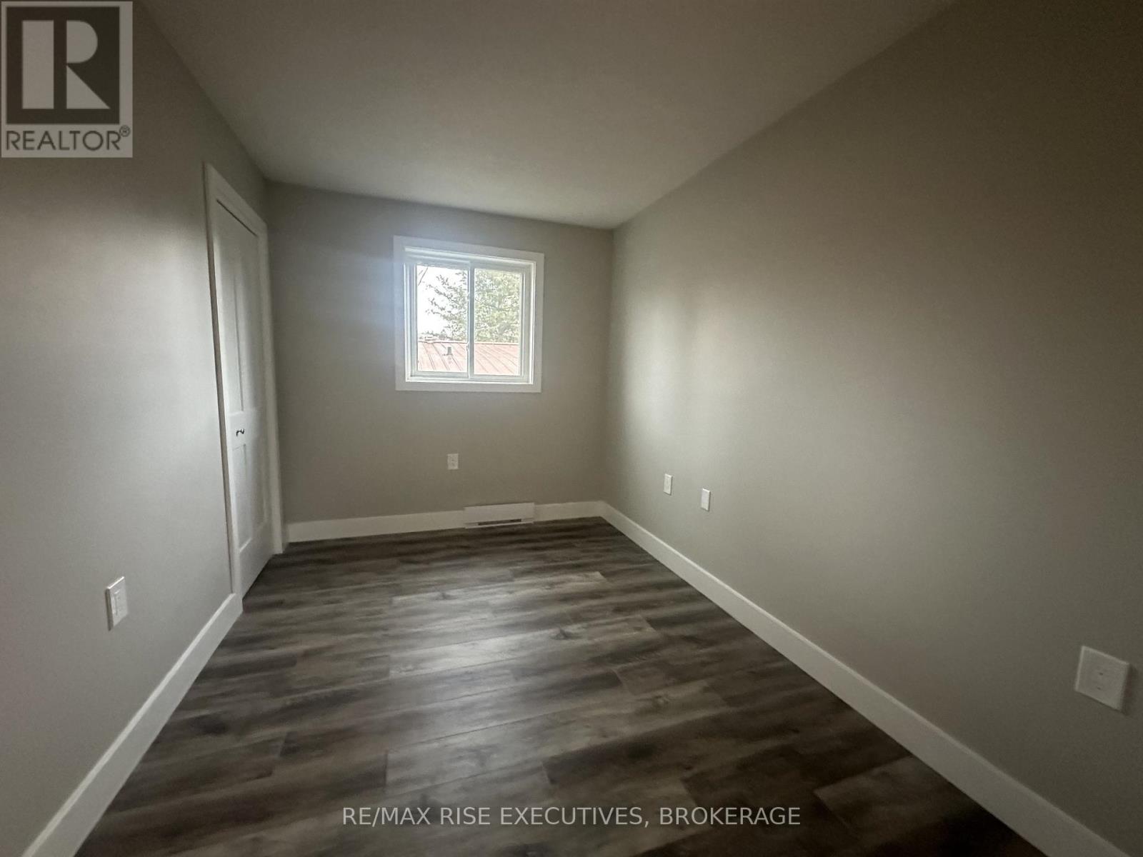 2 - 565 Emma Street, Gananoque, Ontario K7G 2Y6 - Photo 11 - X12598414