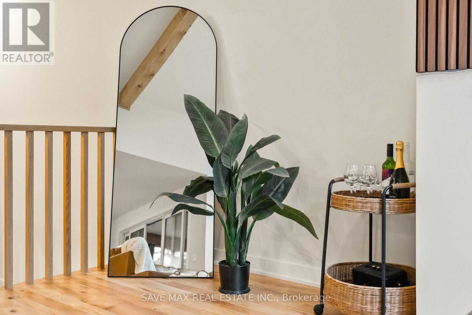 1049 Greensview Drive, Lake Of Bays, Ontario  P1H 0K1 - Photo 17 - X12598162