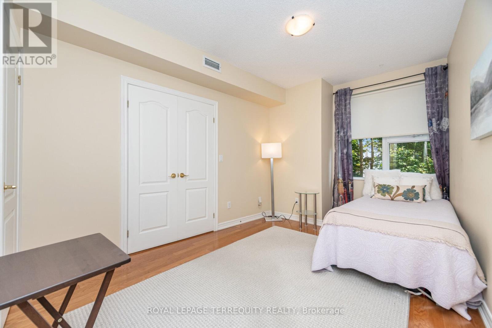 204 - 77 Governors Road, Hamilton, Ontario  L9H 7N8 - Photo 20 - X12598278