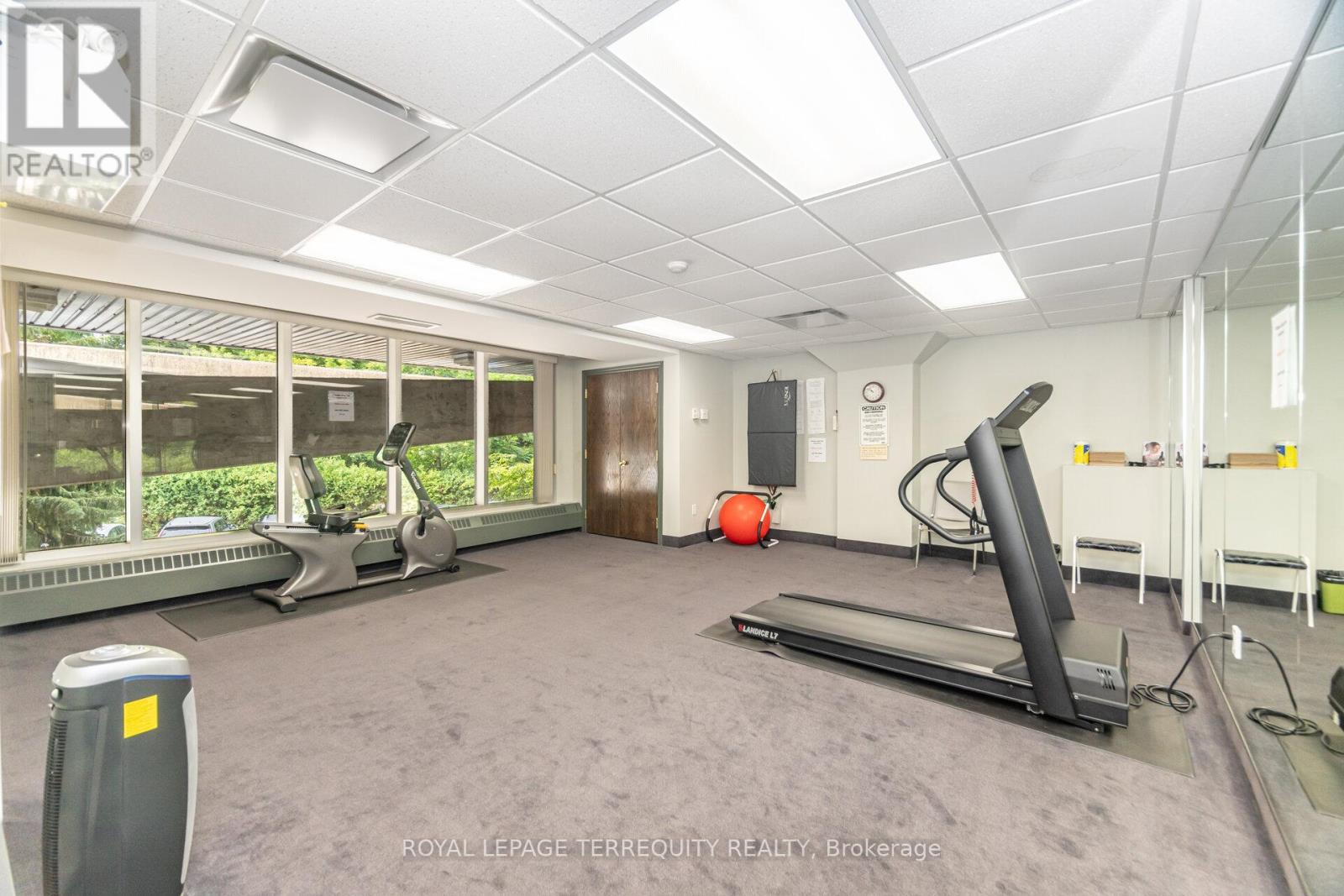 204 - 77 Governors Road, Hamilton, Ontario  L9H 7N8 - Photo 29 - X12598278