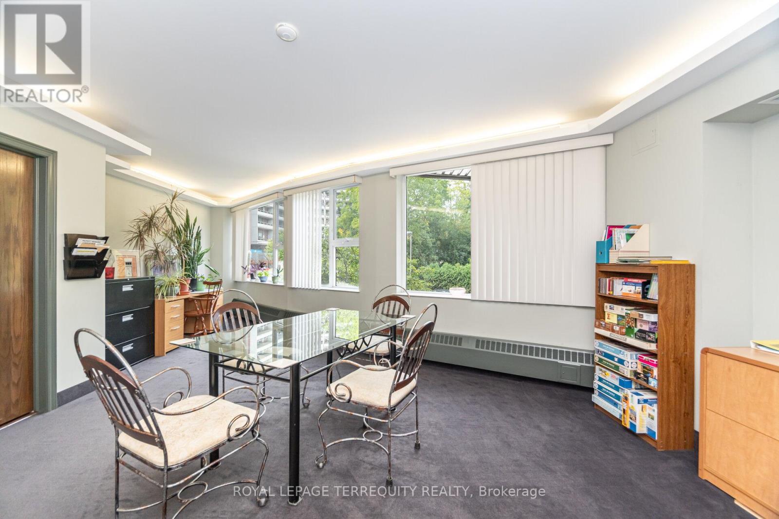 204 - 77 Governors Road, Hamilton, Ontario  L9H 7N8 - Photo 31 - X12598278