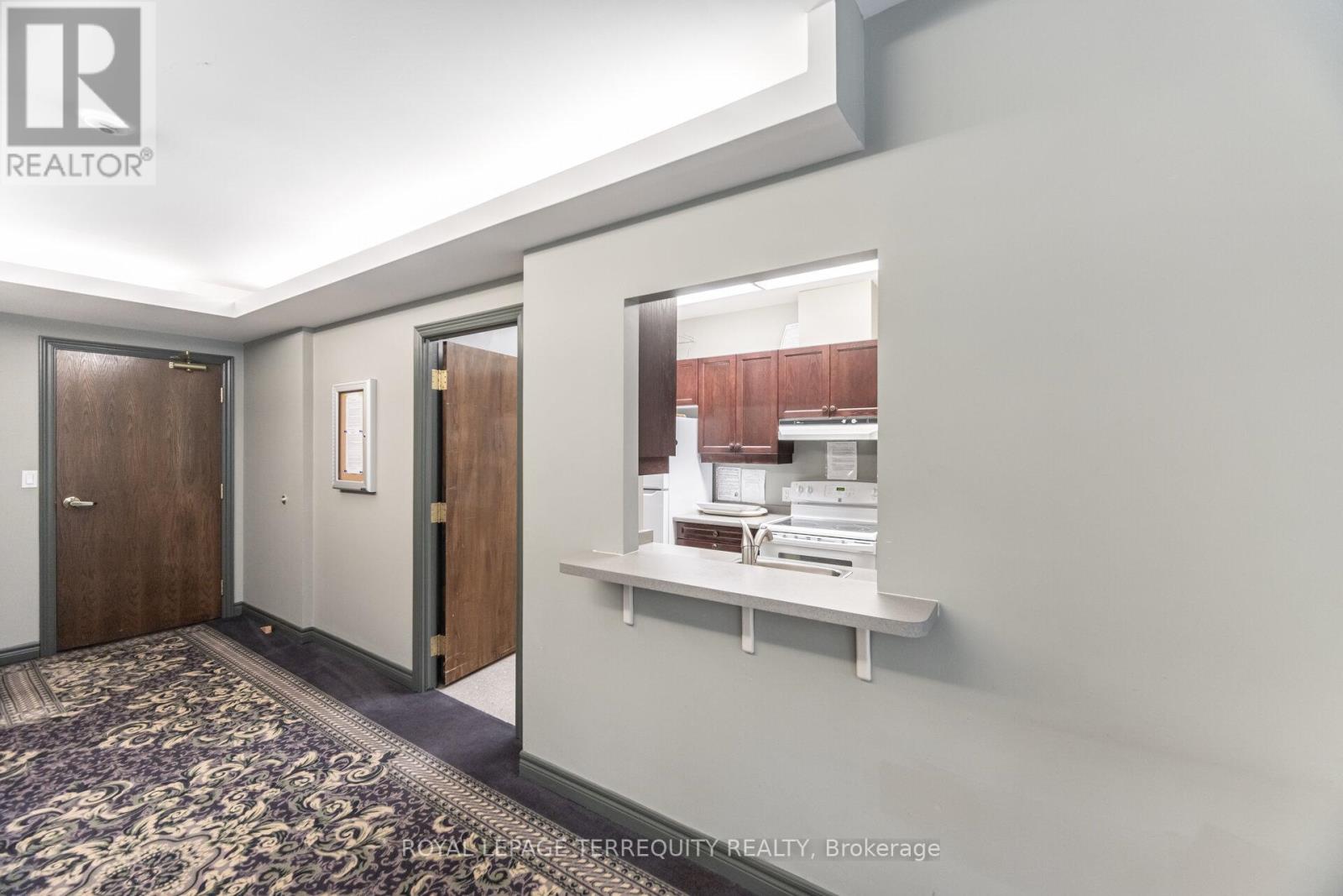 204 - 77 Governors Road, Hamilton, Ontario  L9H 7N8 - Photo 36 - X12598278