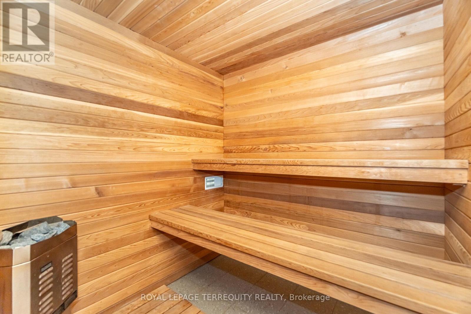 204 - 77 Governors Road, Hamilton, Ontario  L9H 7N8 - Photo 38 - X12598278