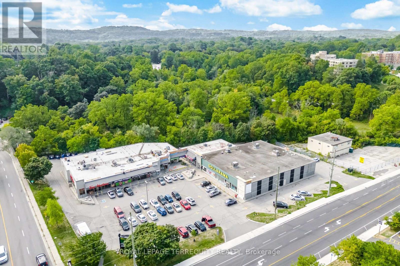 204 - 77 Governors Road, Hamilton, Ontario  L9H 7N8 - Photo 50 - X12598278