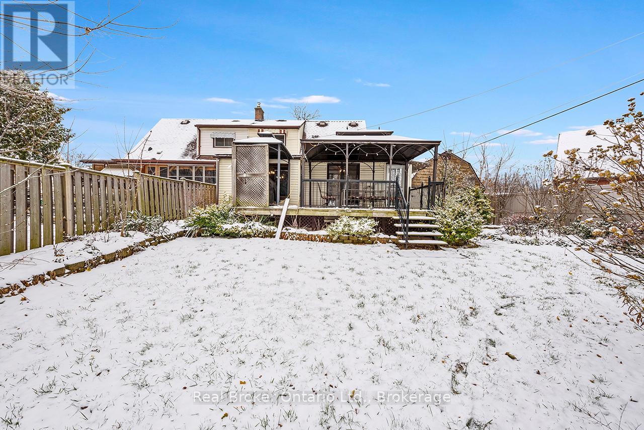 58 Eastvale Place, Hamilton, Ontario  L8H 1P1 - Photo 31 - X12598426