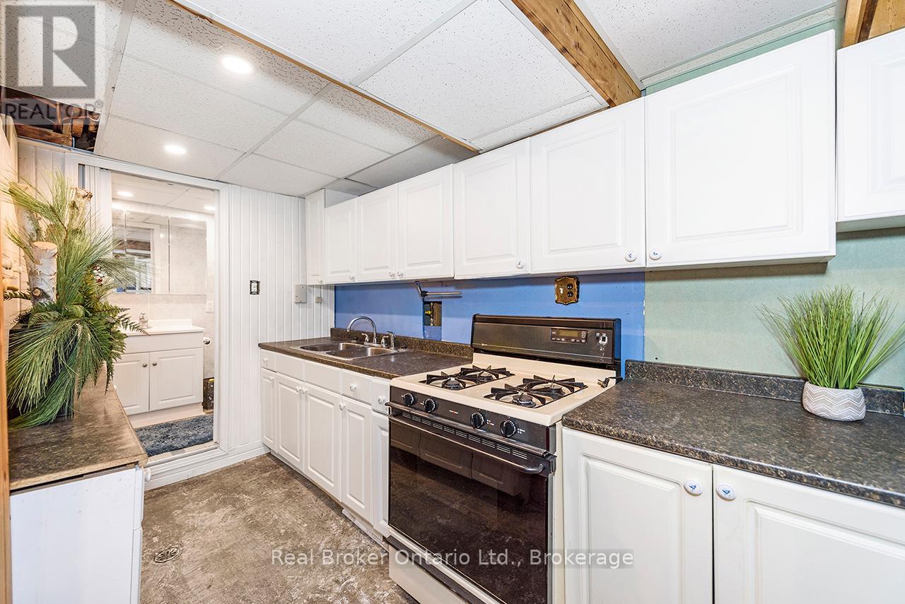 58 Eastvale Place, Hamilton, Ontario  L8H 1P1 - Photo 26 - X12598426