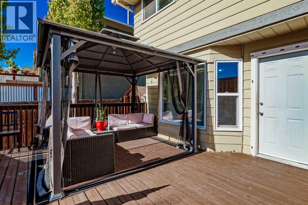 72 Strathcona Crescent, Calgary, Alberta T3H 1L1 - Photo 30 - A2263280