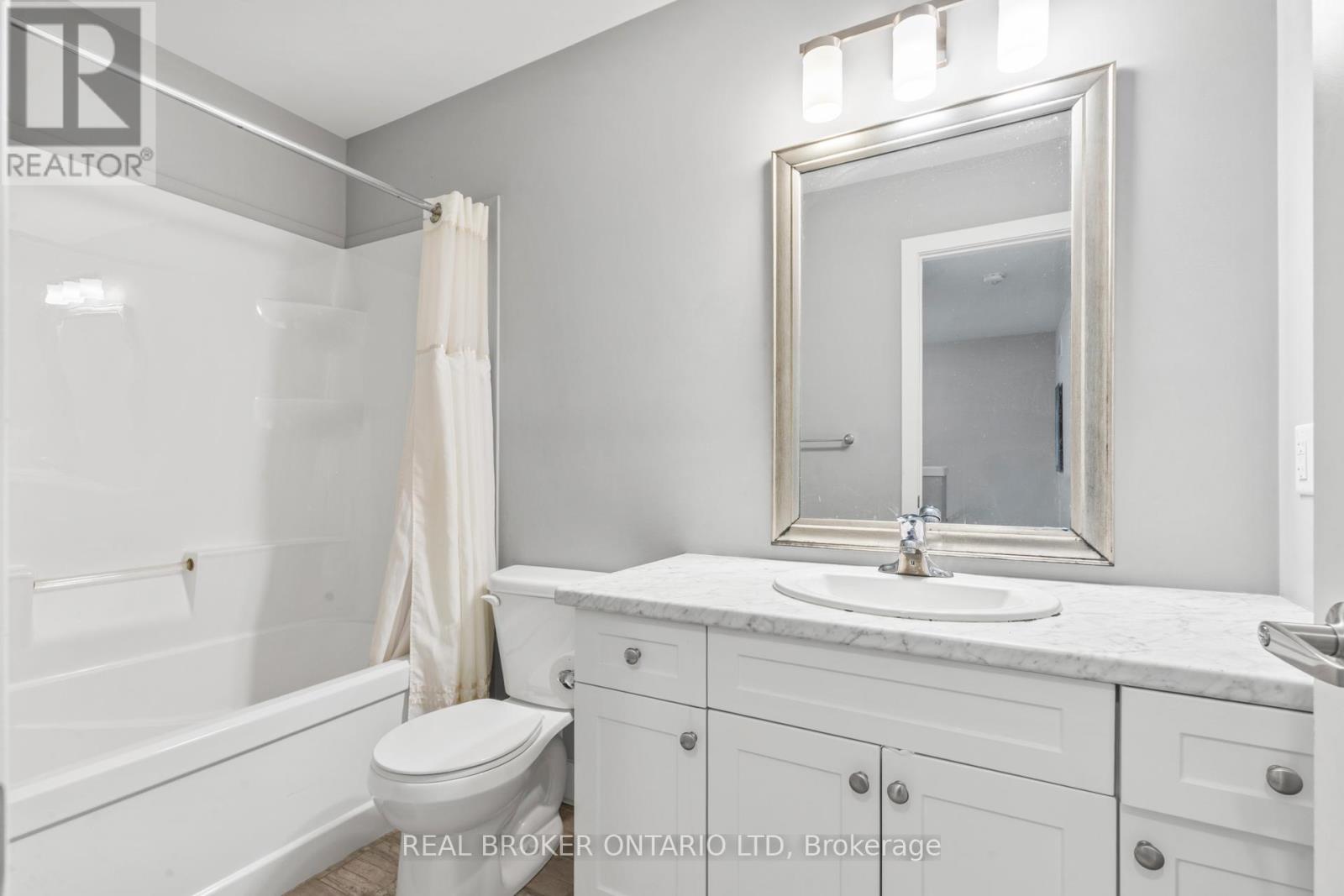 43 - 1960 Dalmagarry Road, London North, Ontario  N6G 0T8 - Photo 19 - X12598292