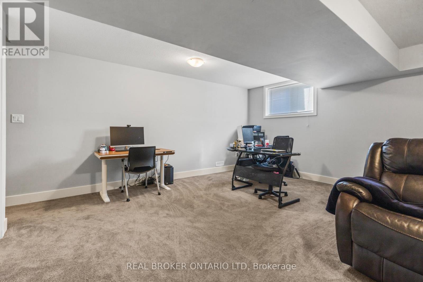 43 - 1960 Dalmagarry Road, London North, Ontario  N6G 0T8 - Photo 20 - X12598292