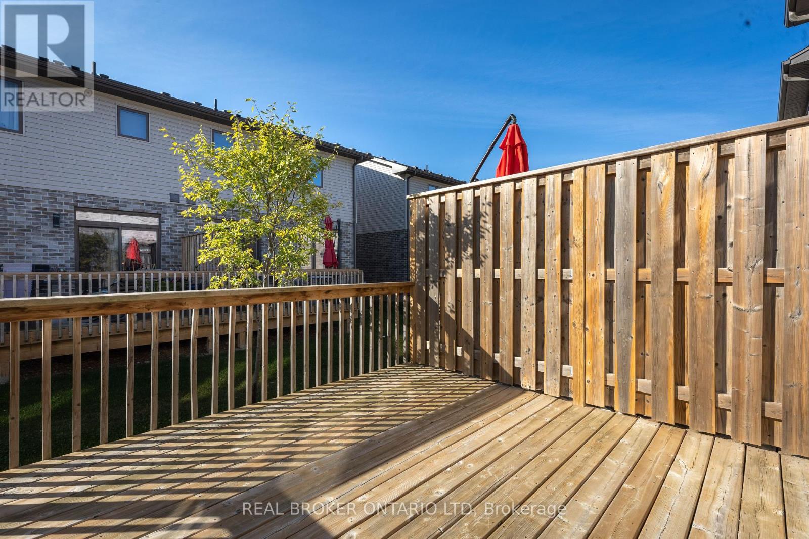 43 - 1960 Dalmagarry Road, London North, Ontario  N6G 0T8 - Photo 23 - X12598292