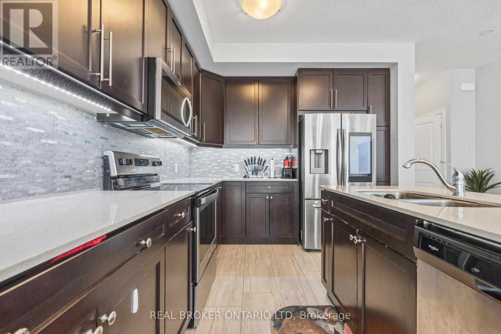 43 - 1960 Dalmagarry Road, London North, Ontario  N6G 0T8 - Photo 8 - X12598292