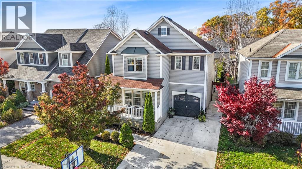 18 HOLLINRAKE Avenue, brantford, Ontario