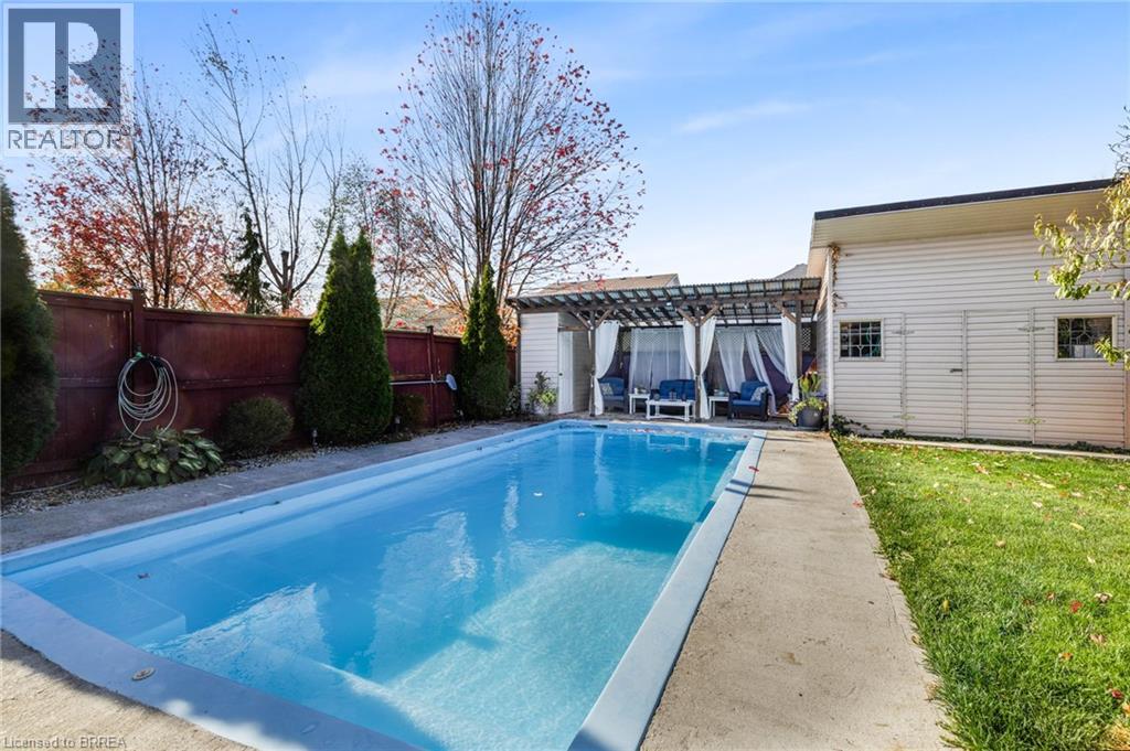 18 Hollinrake Avenue, Brantford, Ontario  N3T 0A6 - Photo 29 - 40792125